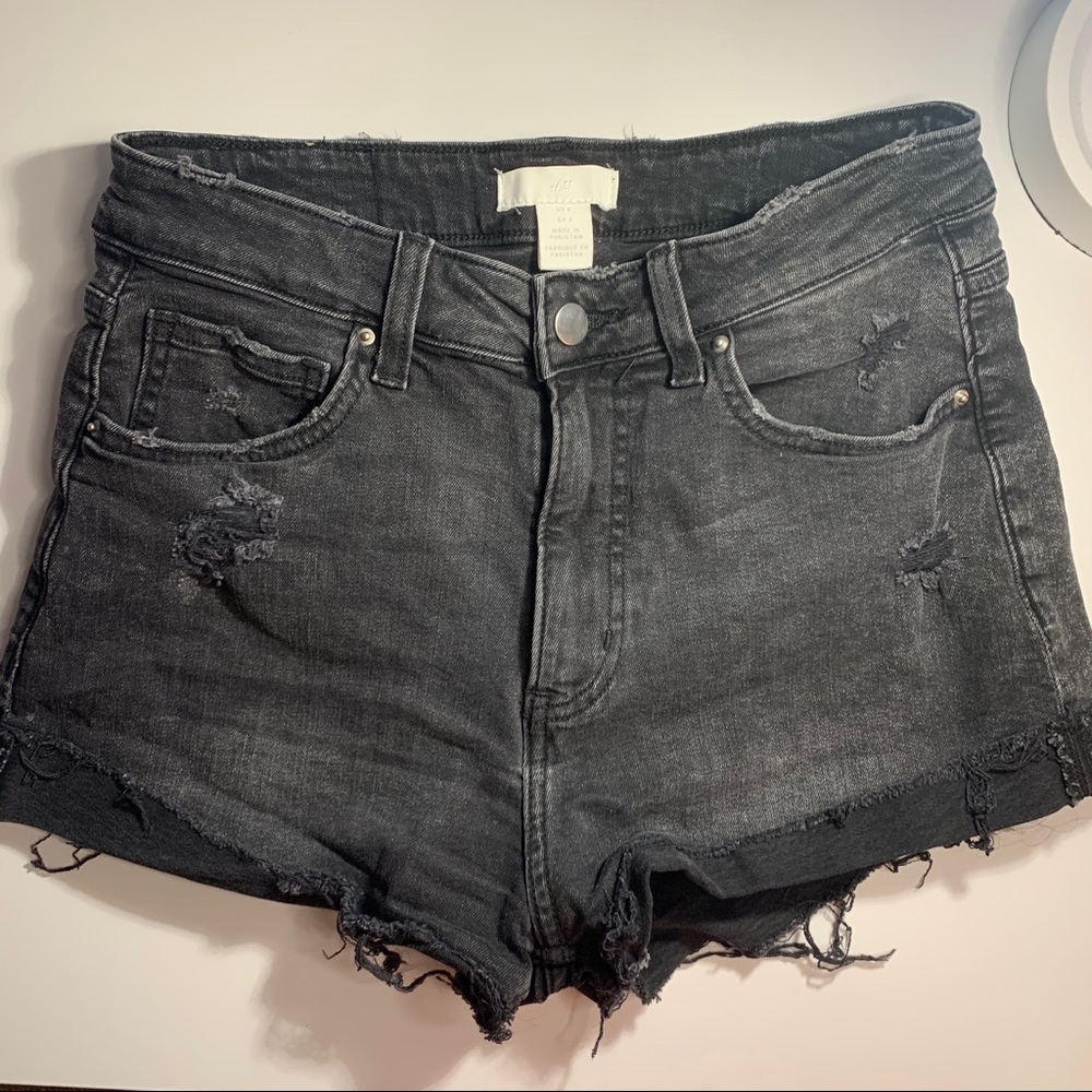 H&M High Waisted Black Denim Shorts Size 6